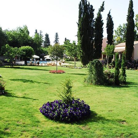 Corfu Club Apartments Gouviá Eksteriør bilde