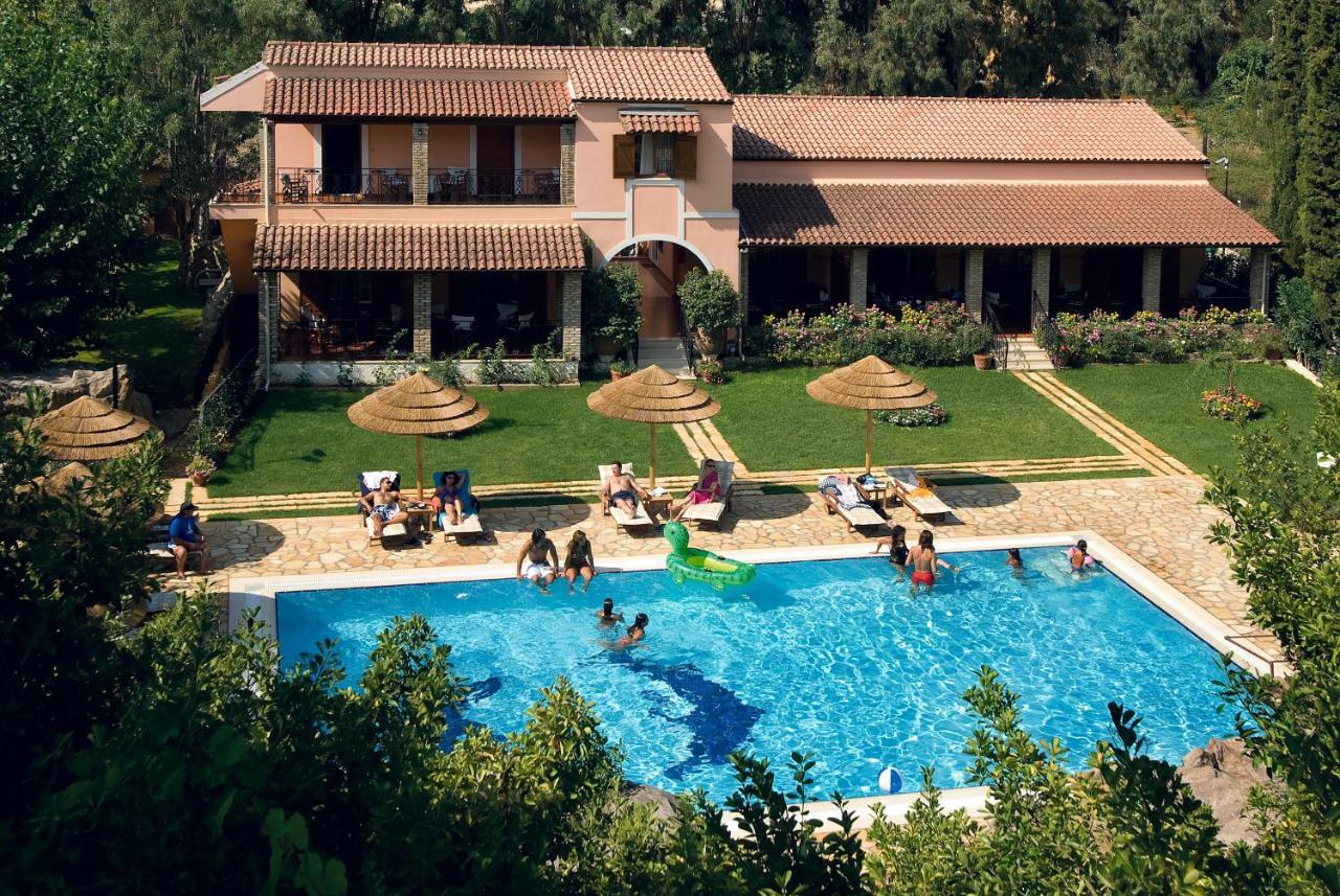 Corfu Club Apartments Gouviá Eksteriør bilde